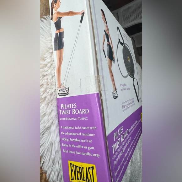 EVERLAST Pilates Twist Board with Resistance Tubing Full Upper Body Workout - Picture 4 of 9